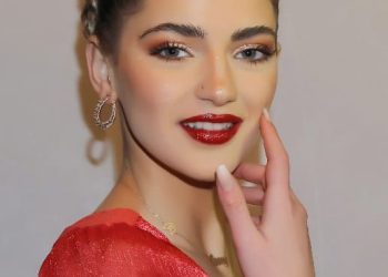 صاحبة لقب Miss natural beauty جيسيكا قيس تتألق في الأحمر في عيد الحب