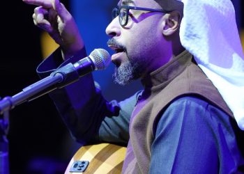 الفنان يوسف العماني يُطلق أغنية “دبل حبك” باستخدام تقنية الذكاء الاصطناعي