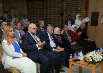 الجامعة الأردنية تفتتح قاعة “عزت زاهدة”