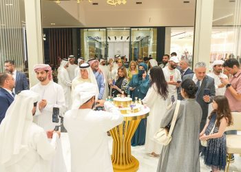 تجربة عطرية جديدة بانتظارك.. “طيف الإمارات” تفتتح فرعها الجديد في الزاهية سيتي سنتر – الشارقة