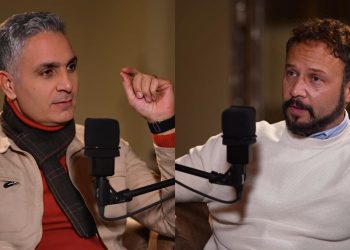 مكسيم خليل يكشف أسرار خروجه من سوريا في مقابلة مع “بتوقيت دمشق”