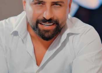 الفنان ريتشارد يصل إلى قطر بعد ترشّحه لـ Digital Creator Award