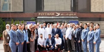 وزير التجارة الخارجية الإماراتي يزور “فلاي شام”.. أول استثمار إماراتي في سوريا