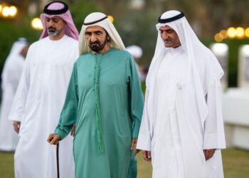 52 عاماً صنعت مكانة الفجيرة.. حمد الشرقي يقود الإمارة من الجبل إلى قلب الاقتصاد العالمي